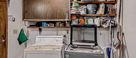 ハウス ベッド (複数台) プールアクセス プールビュー (Port Orange Linda's Lizard Landing) | 内装