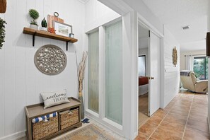 Ferienhaus, Mehrere Betten, Terrasse, Gartenblick (NSB 4360 Sea woods) | Innenbereich