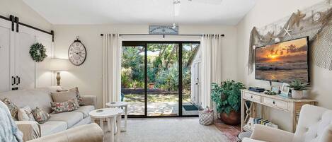 House, Multiple Beds, Patio, Garden View (NSB 4360 Sea woods) | Living area