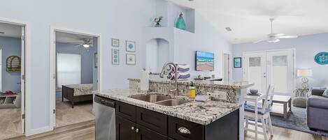 Condo, Multiple Beds, Kitchen, Garden View (Terrapin Station) | Interior