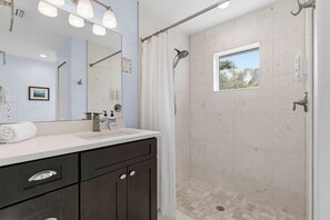 Condo, Multiple Beds, Kitchen, Garden View (Terrapin Station) | Bathroom - Terrapin Station (Ormond Beach)