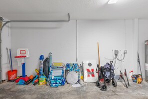 Interior - Terrapin Station (Ormond Beach)