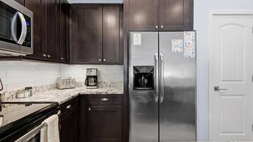 Condo, Multiple Beds, Kitchen, Garden View (Terrapin Station) | Private kitchen