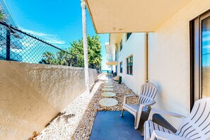Maison, 1 grand lit, patio, vue plage (NSB Seaward D-101) | Vue de la chambre