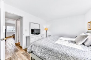 Condo, Multiple Beds, Patio, Ocean View (Daytona Atlantico 32) | 2 bedrooms, individually decorated, individually furnished - Daytona Atlantico 32 (Daytona Beach)