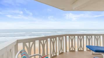 Apartment, Mehrere Betten, Balkon, Strandblick (Van Lee 604 - The Sea Goose) | Unterkunftsgelände
