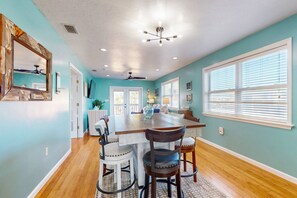 House, Multiple Beds, Balcony, Ocean View (Daytona Beach Retreat) | 3 bedrooms, individually decorated, individually furnished, bed sheets - Daytona Beach Retreat (Daytona Beach)