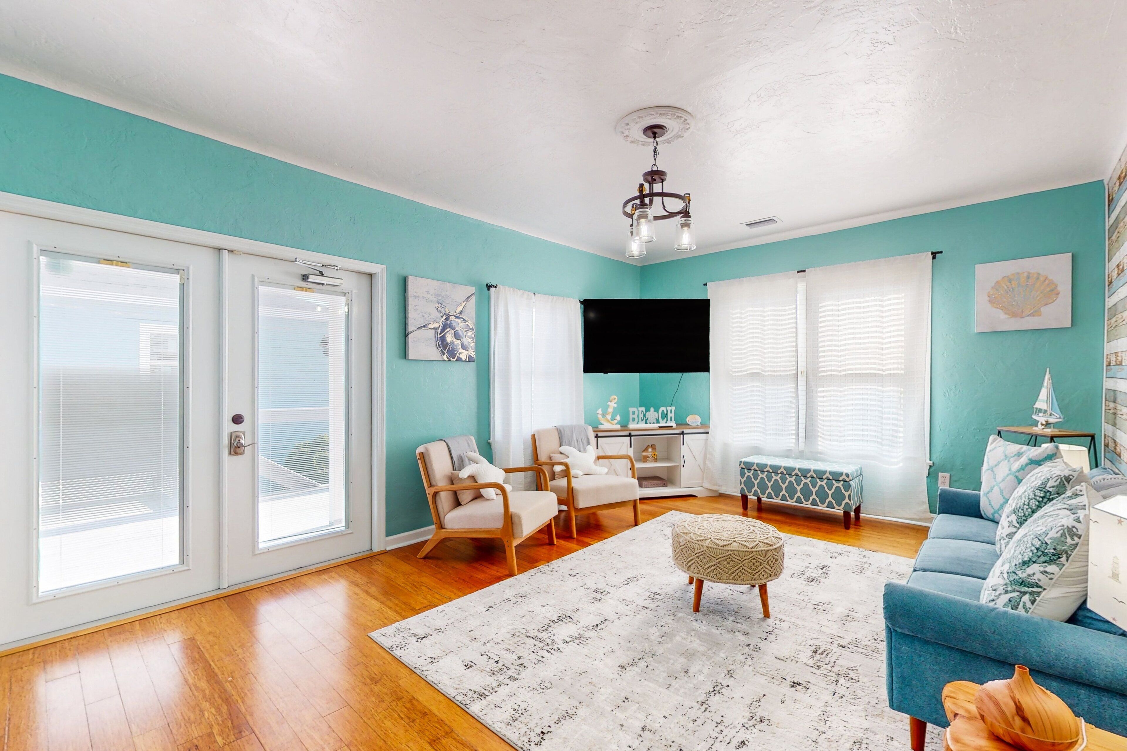 House, Multiple Beds, Balcony, Ocean View (Daytona Beach Retreat) | Living area