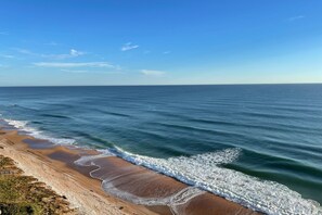 ชายหาด