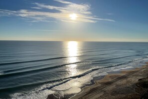 Beach - Van Lee 1003 - Oceanview Beach Condo (Ormond Beach)