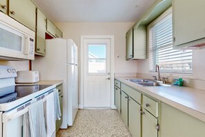House, Multiple Beds, Pool Access, Pool View (NSB- Seaside Oasis) | Private kitchen - Nsb- Seaside Oasis (New Smyrna Beach)