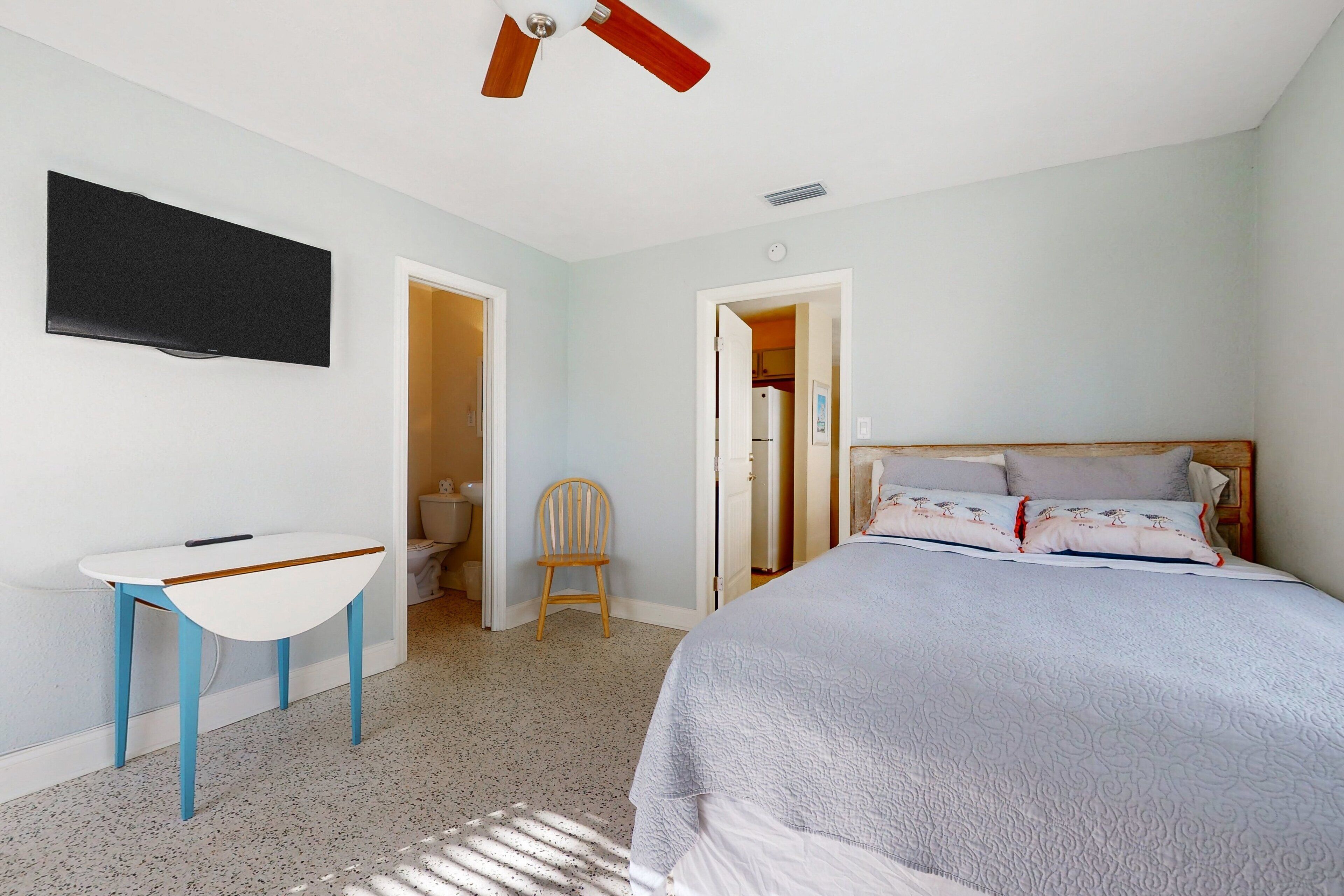 House, Multiple Beds, Pool Access, Pool View (NSB- Seaside Oasis) | 4 bedrooms, individually decorated, individually furnished, bed sheets