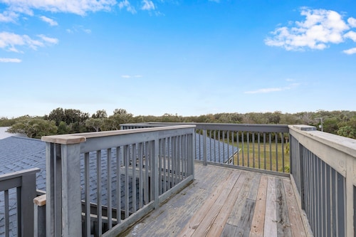 Edgewater The Blue Horizon Estate