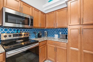 Casa, varias camas, patio, vistas al jardín (Sea Side Escape) | Cocina privada