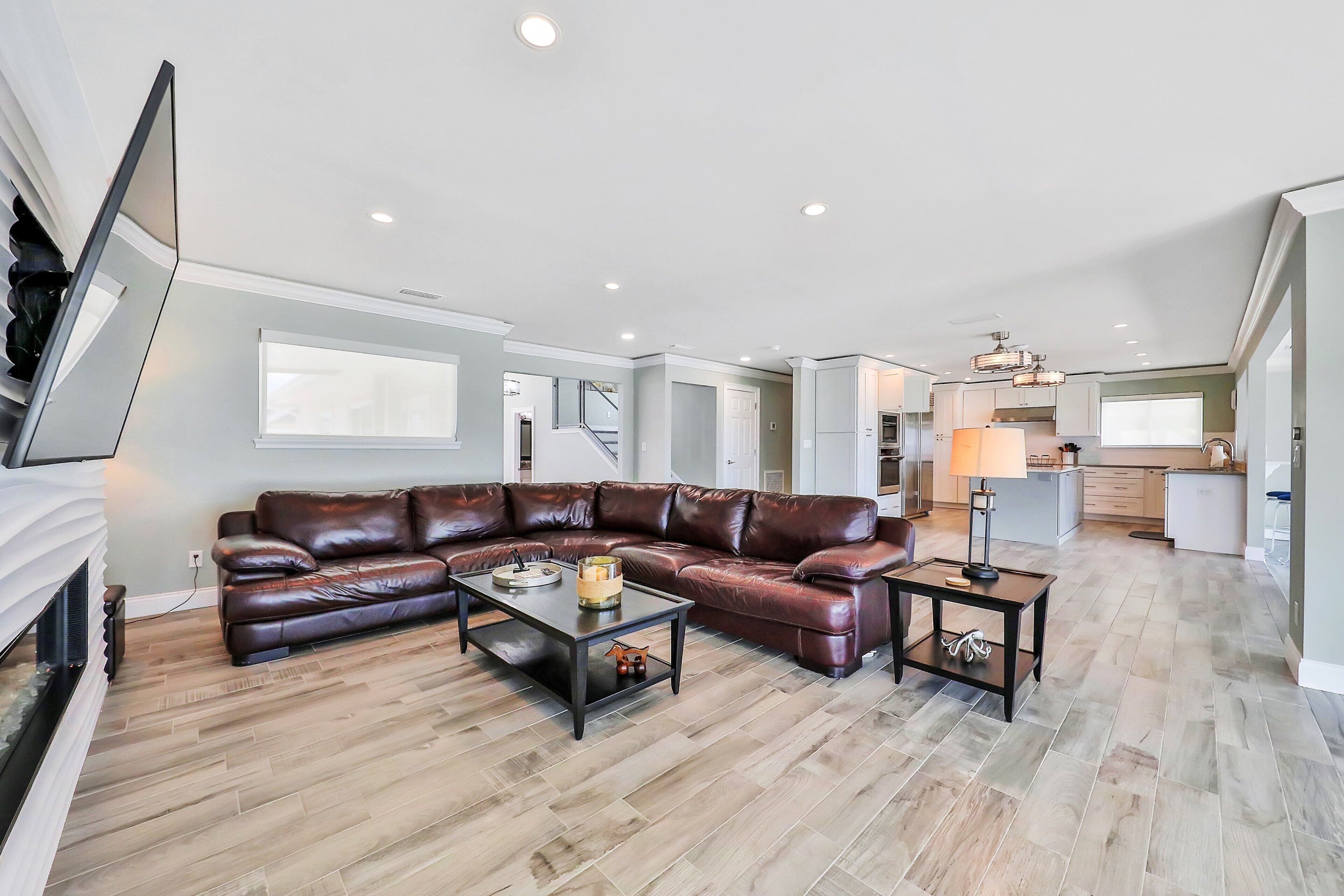 House, Multiple Beds, Balcony, Ocean View (Daytona Atlantic Sunrise Home) | Living area