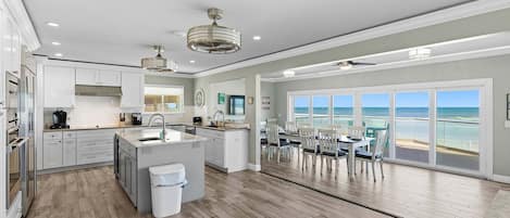 House, Multiple Beds, Balcony, Ocean View (Daytona Atlantic Sunrise Home) | Private kitchen