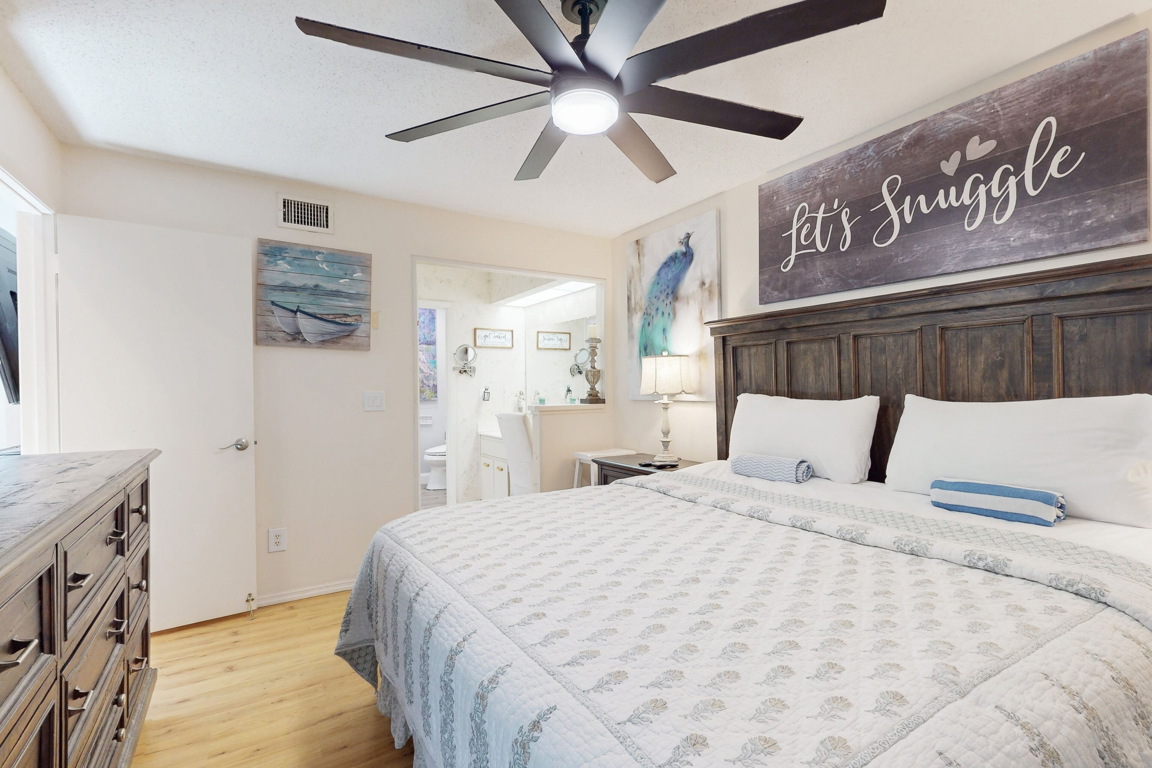 Townhome, Multiple Beds, Patio, Garden View (Port Orange Gray Sands Retreat) | 2 bedrooms, individually decorated, individually furnished, bed sheets