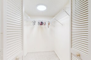 Interior - Port Orange Gray Sands Retreat (Port Orange)