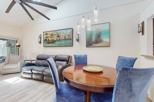 Townhome, Multiple Beds, Patio, Garden View (Port Orange Gray Sands Retreat) | Interior