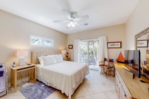 4 camere, con stile personalizzato, con arredamento individuale