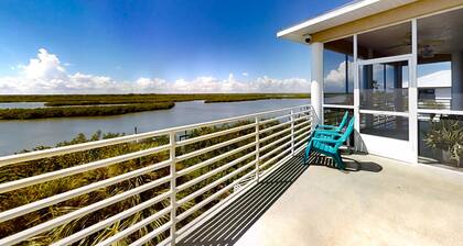NSB Indian River Waterfront Gem