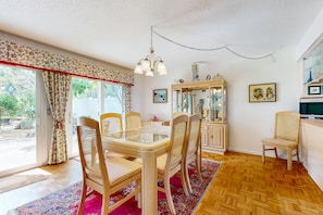3 camere, con stile personalizzato, con arredamento individuale