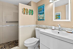 Towels - NSB Sea Coast 401 (New Smyrna Beach)