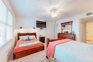Condo, Multiple Beds, Hot Tub, Ocean View (Daytona Grande Towers-Ocean Paradise) | 2 bedrooms, individually decorated, individually furnished, bed sheets - Daytona Grande Towers - Ocean Paradise 702 (Daytona Beach Shores)