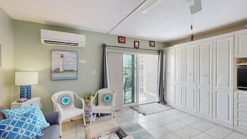 Studio, Multiple Beds, Balcony, Ocean View (Mariners Cove 302) | Living area