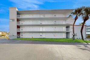 Exterior - Mariners Cove 302 (New Smyrna Beach)