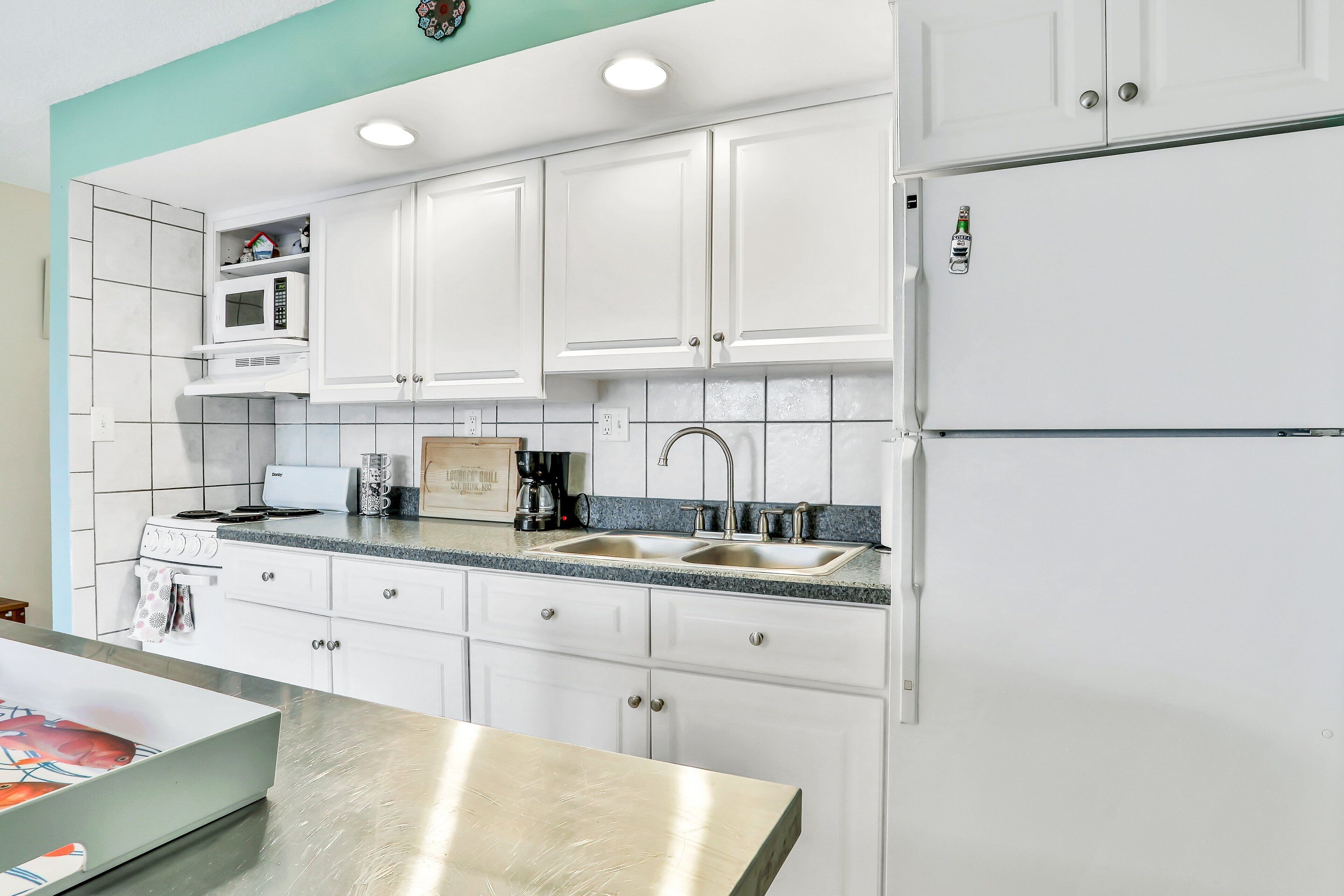 Studio, Meerdere bedden, balkon, uitzicht op zee (Mariners Cove 302) | Privékeuken