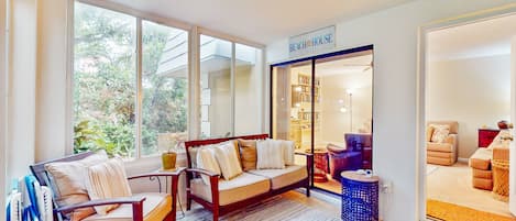 House, Multiple Beds, Patio, Garden View (NSB Sunset Haven D110) | Living area