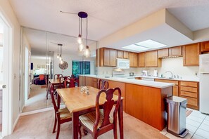 House, Multiple Beds, Patio, Garden View (NSB Sunset Haven D110) | Private kitchen - NSB Sunset Haven D110 (New Smyrna Beach)