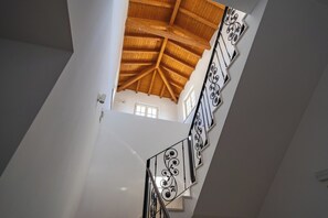 Interior - Elegant old town retreat w/plunge pool & Rooftop (Silves)