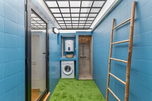 Shower, towels - Vacation Home 'Arizona's Bay' with Sea View, Shared Pool and Private Terrace (Mogán)