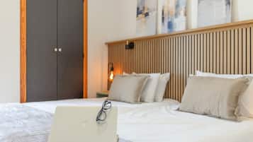 2 Schlafzimmer, Bügeleisen/Bügelbrett, Bettwäsche