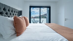 Iron/ironing board, travel cot, free WiFi, bed sheets - Garachico Vista by LovelyStay (Estreito de Camara de Lobos)