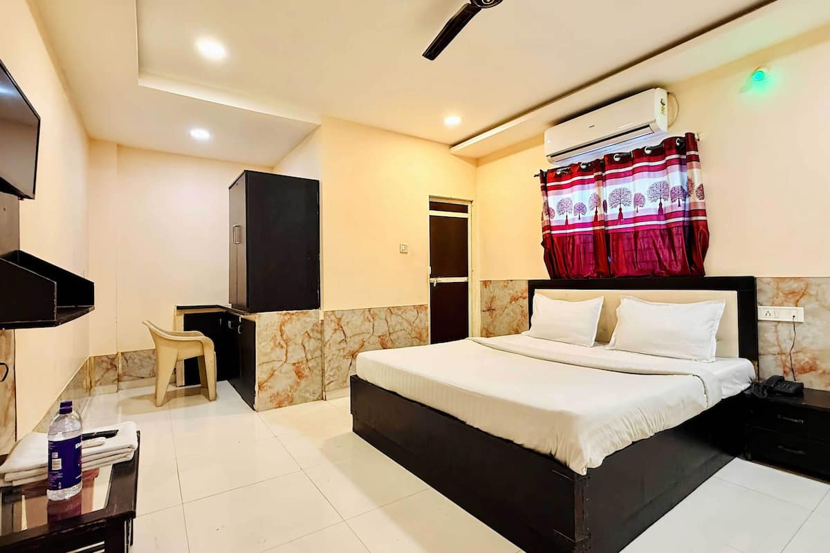 Deluxe dubbelrum | Skrivbord, arbetsyta för laptop och gratis wi-fi