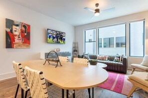 Casa | 4 quartos, acesso à internet de alta velocidade