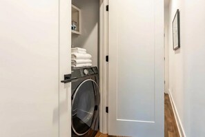 하우스 | 4 개의 침실, 인터넷