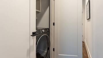 Casa | 4 dormitorios y Internet