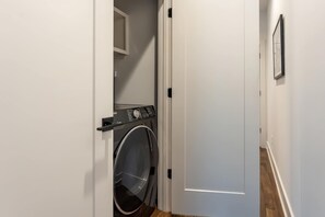 Hus | 4 soverom og internett