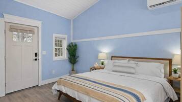 Fer et planche à repasser, Wi-Fi, literie fournie