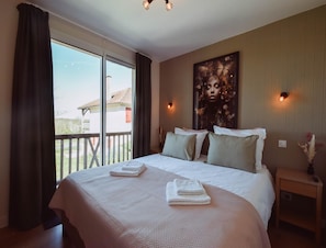 Ferienhaus | 3 Schlafzimmer, Bügeleisen/Bügelbrett, Bettwäsche