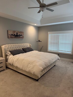 4 Schlafzimmer, Bügeleisen/Bügelbrett, WLAN, Bettwäsche