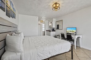 Studio (1 Bedroom) | Interior - Oceanfront Inn Room #25- Ocean View Balcony, King Bed (Fort Pierce)