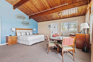 Studio (1 Bedroom) | Interior - Oceanfront Inn Suite #12- Ocean View Balcony - King Bed (Fort Pierce)