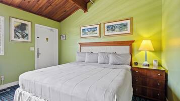 Studio (0 Bedroom) | 1 bedroom, iron/ironing board, bed sheets