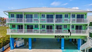 Interior - Oceanfront Inn Room #17- Ocean View Balcony, King Bed (Fort Pierce)