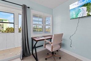 Studio (1 Bedroom) | Interior